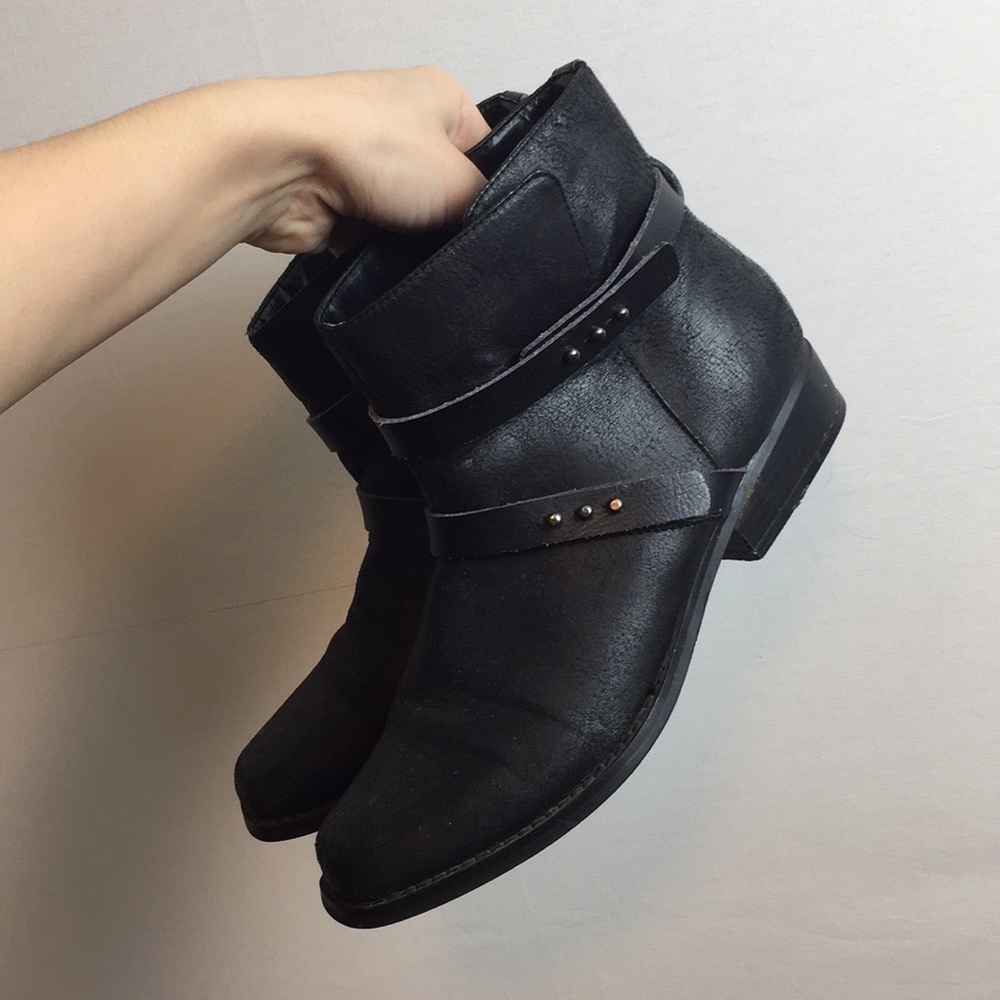 Black edgy women’s boots | Size 7.5